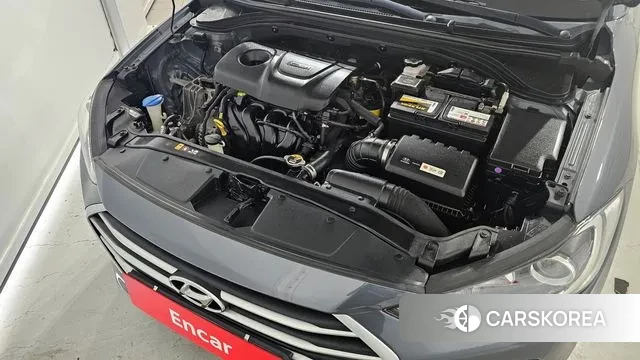 Hyundai Avante AD id 3009375 из Кореи 16