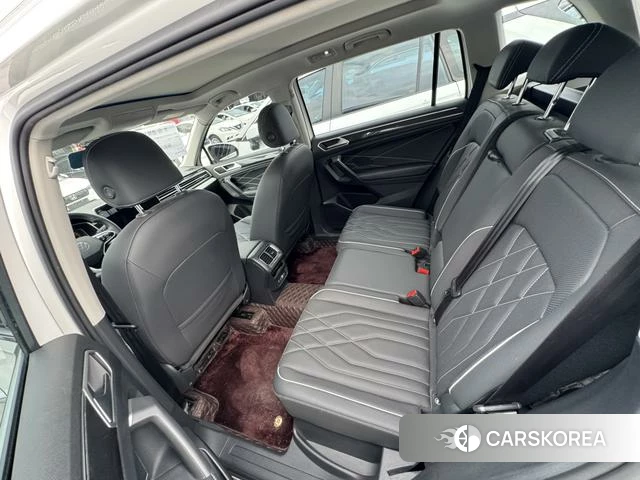 Volkswagen Tiguan L id 4333160 из Китая 8