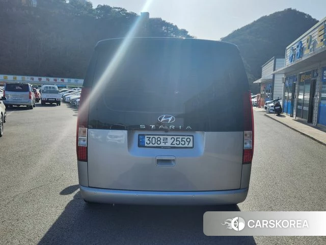 Hyundai Staria id 4624990 из Кореи 16