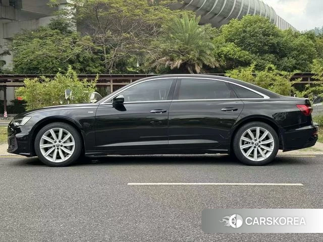 Audi A6L id 4261487 из Китая 12