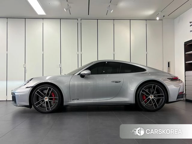 Porsche 911(992) id 4511062 из Кореи 8