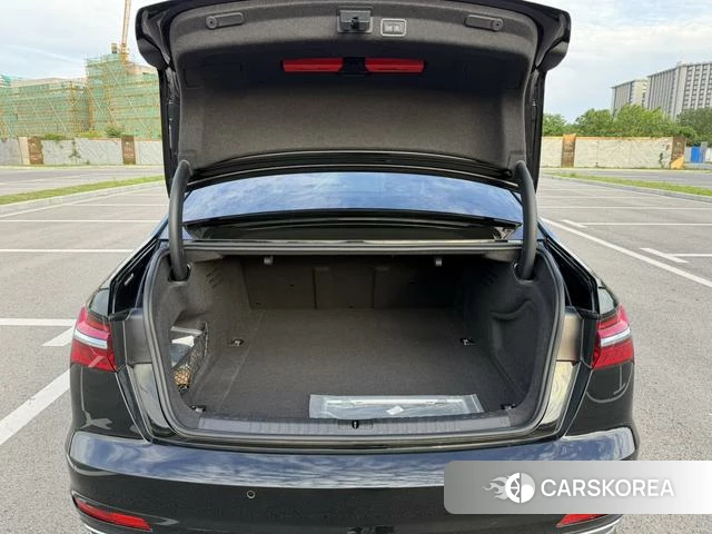 Audi A6L id 4297561 из Китая 22