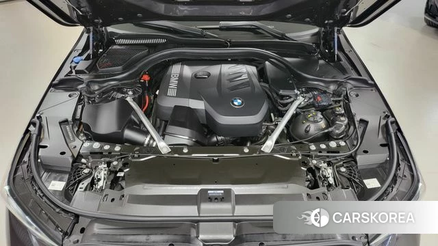 BMW 5 Series (G60) id 3826133 из Кореи 16