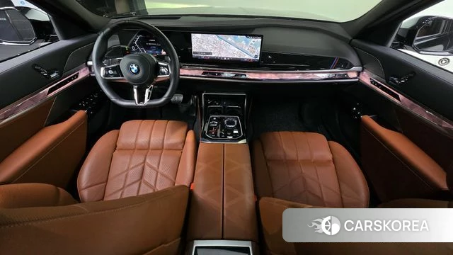 BMW 7 Series (G70) id 4353999 из Кореи 26