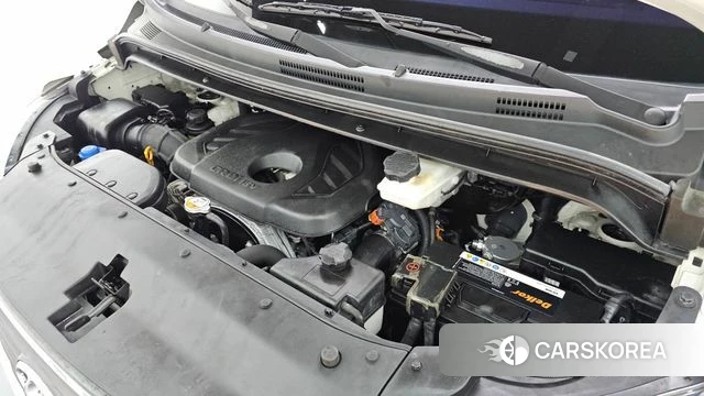 Hyundai The New Grand Starex id 4465676 из Кореи 16