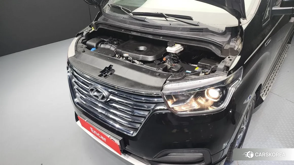 Hyundai The New Grand Starex id 1447328 из Кореи 16