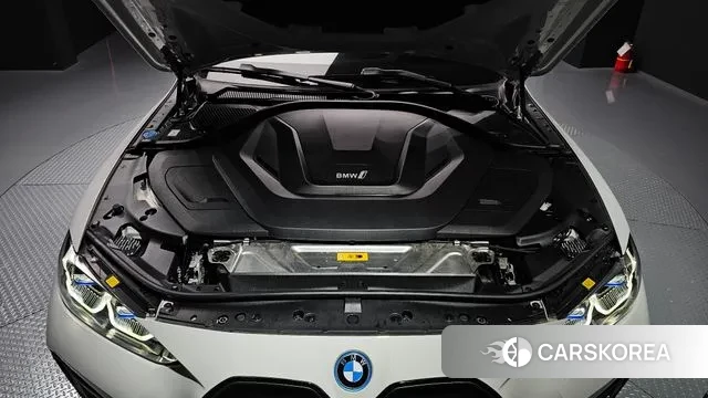 BMW i4 id 3411253 из Кореи 16