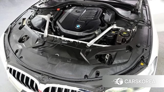 BMW 8 Series (G15) id 3788354 из Кореи 16