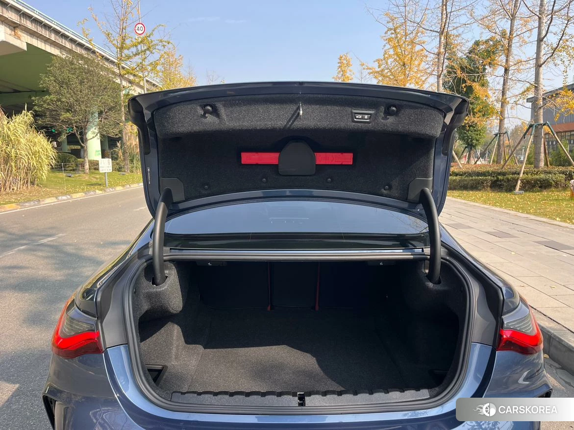 BMW 4 series id 4498792 из Китая 17