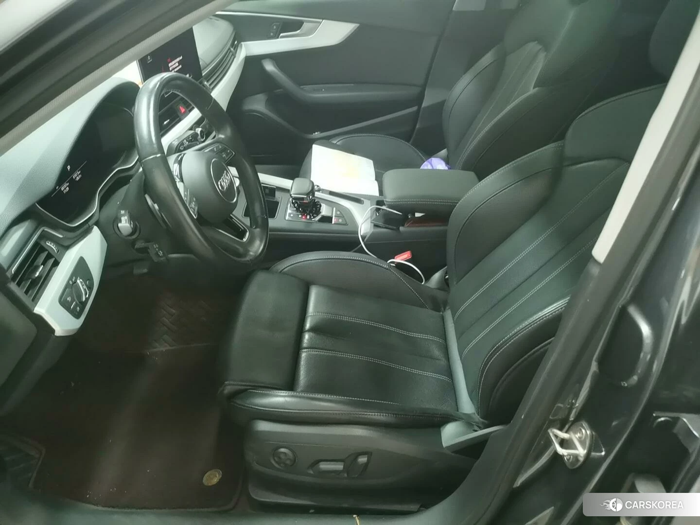 Audi A4L id 4405723 из Китая 17
