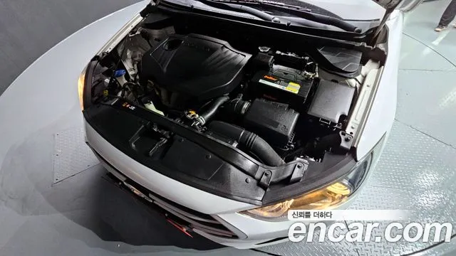 Hyundai Avante AD id 2285023 из Кореи 16