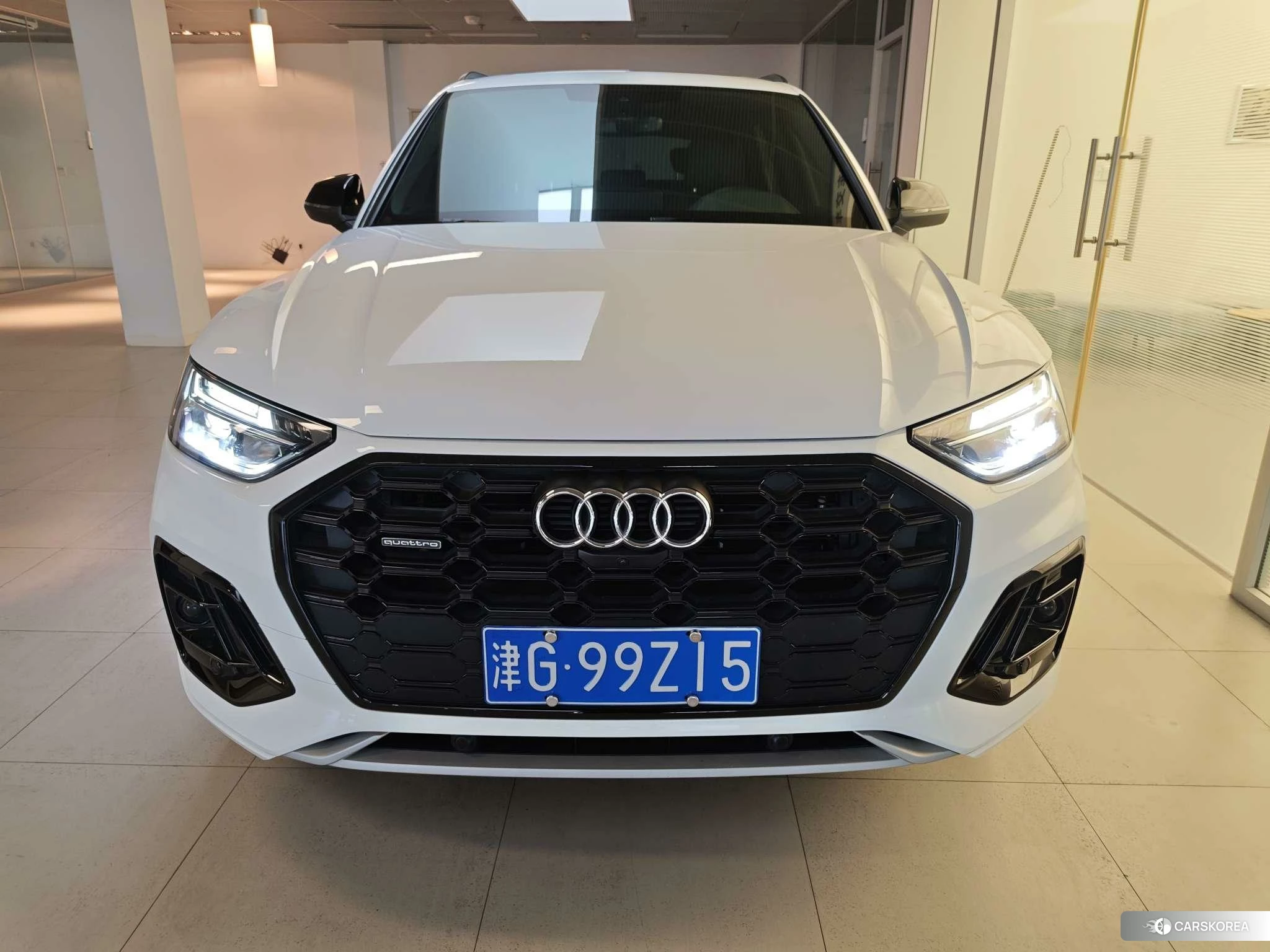 Audi Q5L 2024 Белый из Китая, фото 6