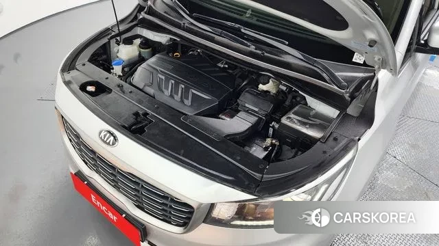 Kia The New Carnival id 3651220 из Кореи 16