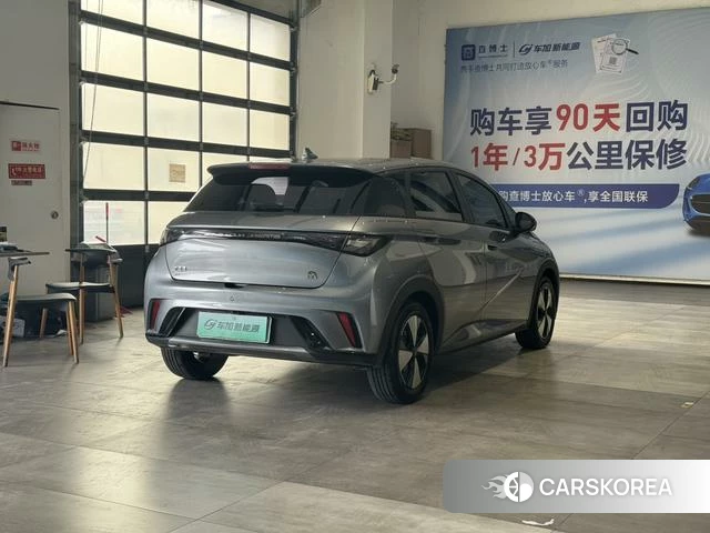 BYD dolphin 2023 Темно-серый из Китая, фото 6