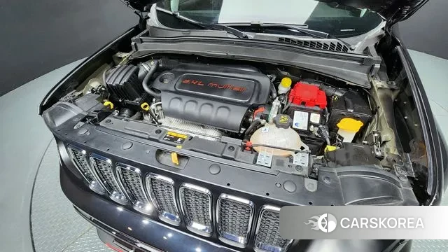 Jeep Renegade id 3165387 из Кореи 16