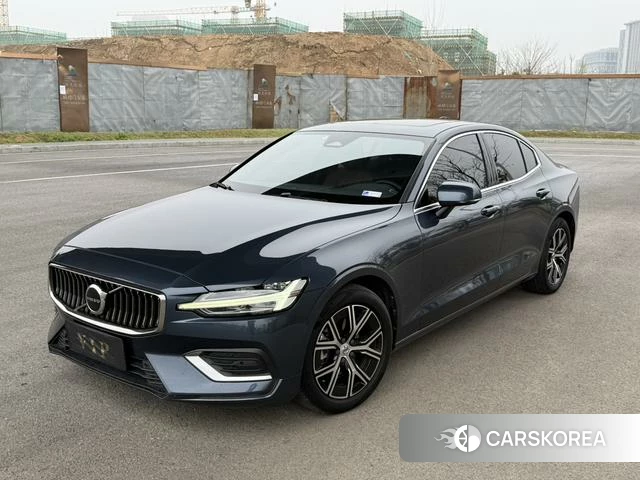 Volvo S60 2023 Другой из Китая, фото 6