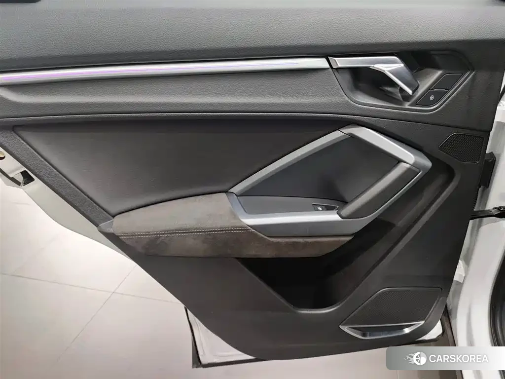 Audi Q3 Sportback id 4539076 из Китая 24