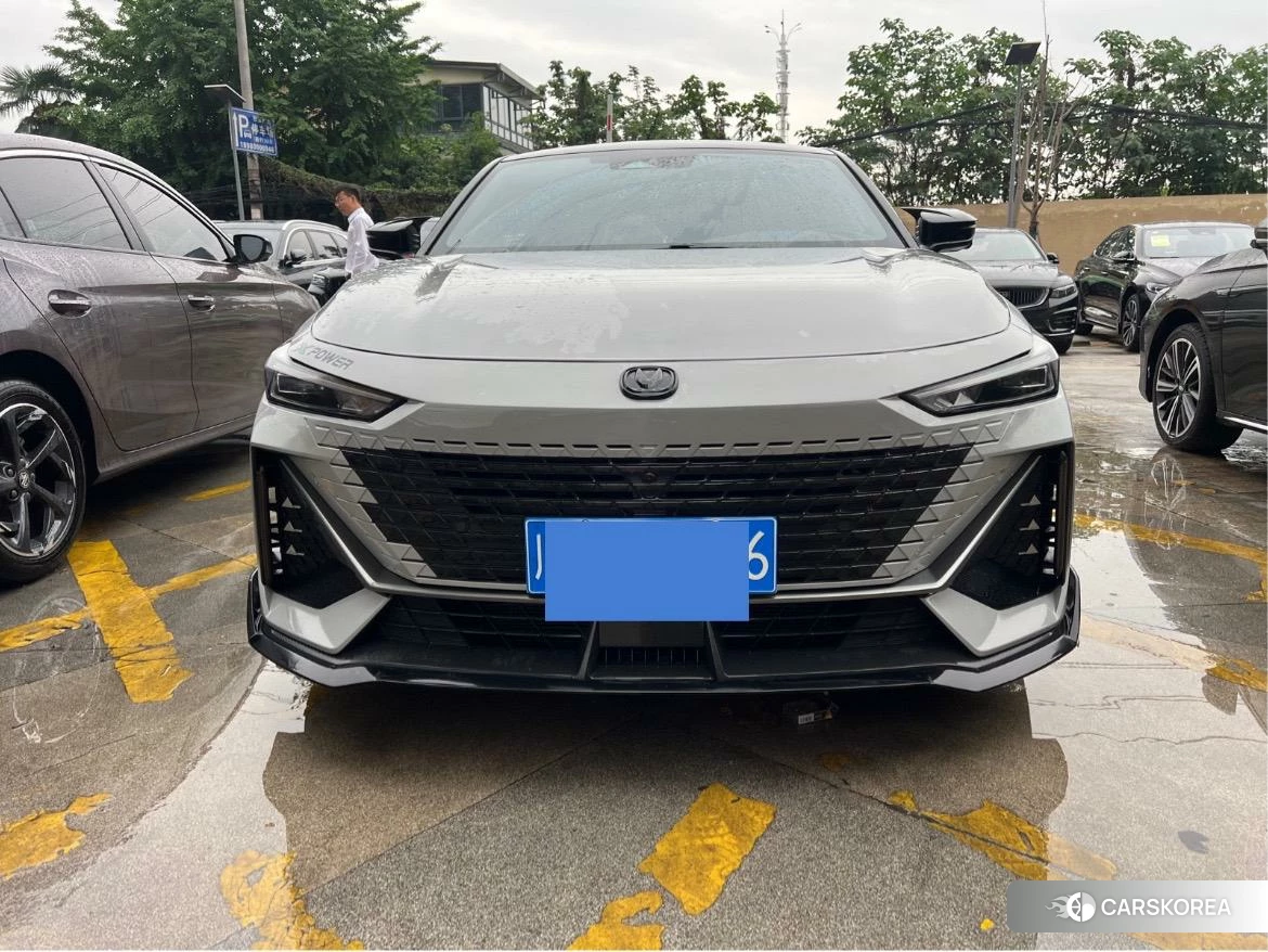 Chang'an UNI-V id 4499045 из Китая 11