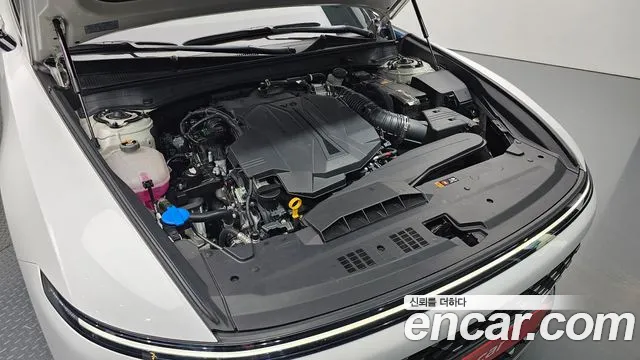 Hyundai Grandeur (GN7) id 2408464 из Кореи 16