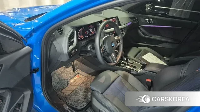 BMW 1 Series (F40) id 3002301 из Кореи 7