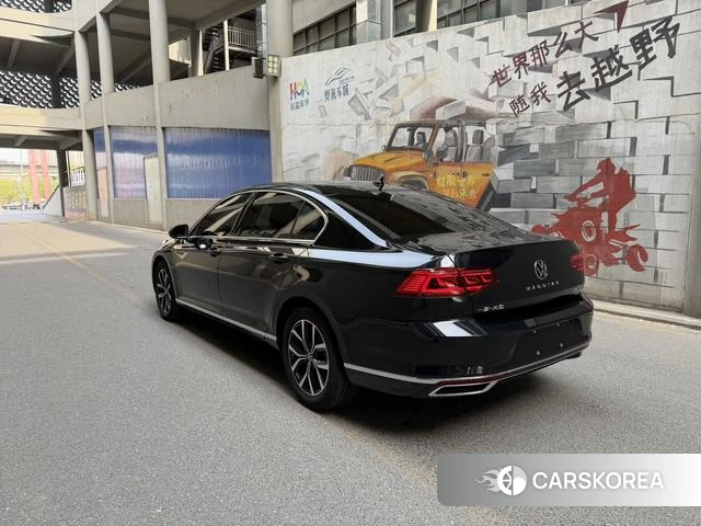 Volkswagen Magotan 2022 Черный из Китая, фото 6