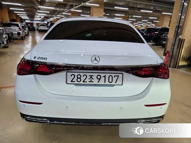 Mercedes-Benz E-Class W214 id 3580723 из Кореи 16