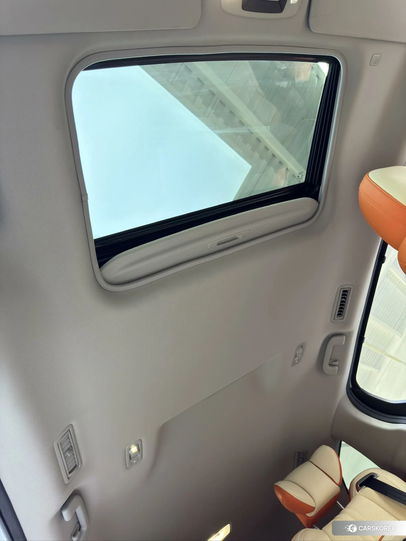 Toyota Sienna id 4510916 из Китая 10