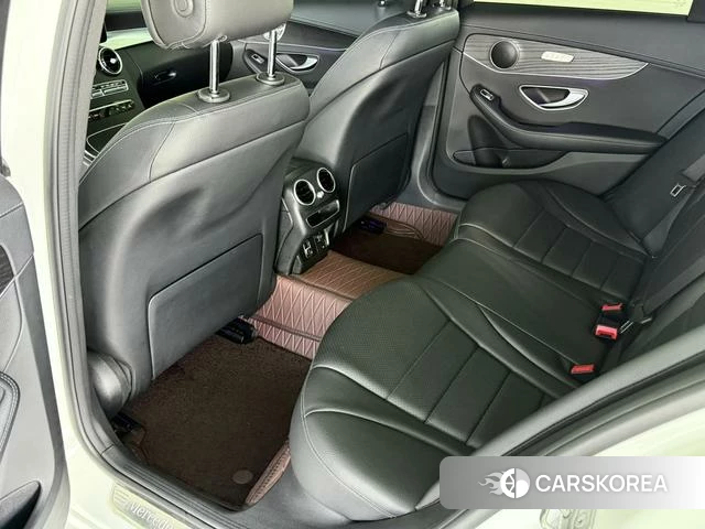 Mercedes-Benz Class C 2021 Белый из Китая, фото 6