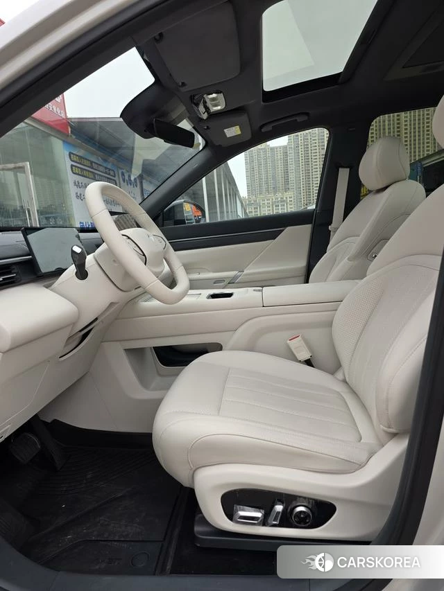 Dongfeng Yipai eπ008 2026 Серебристо-серый из Китая, фото 6