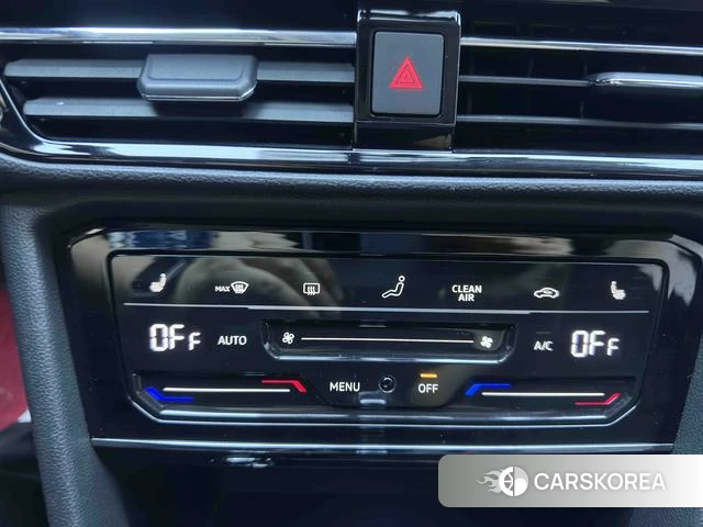Volkswagen Tuyue id 4276533 из Китая 19