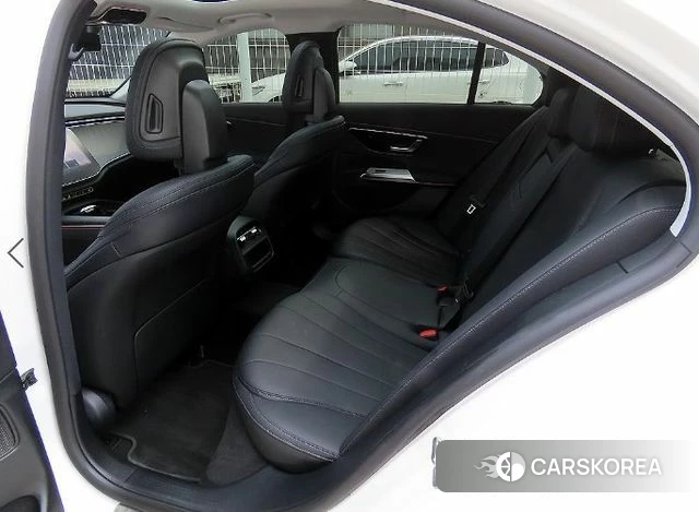 Mercedes-Benz E-Class W214 2025 Белый из Кореи, фото 6