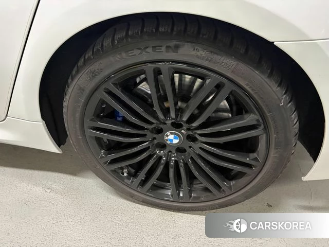 BMW 5 Series (G30) id 3866966 из Кореи 16