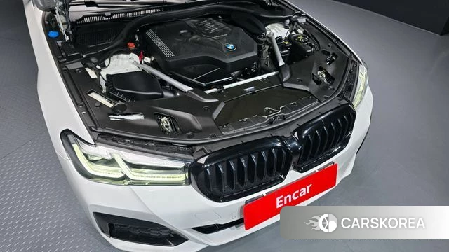 BMW 5 Series (G30) id 4409046 из Кореи 29