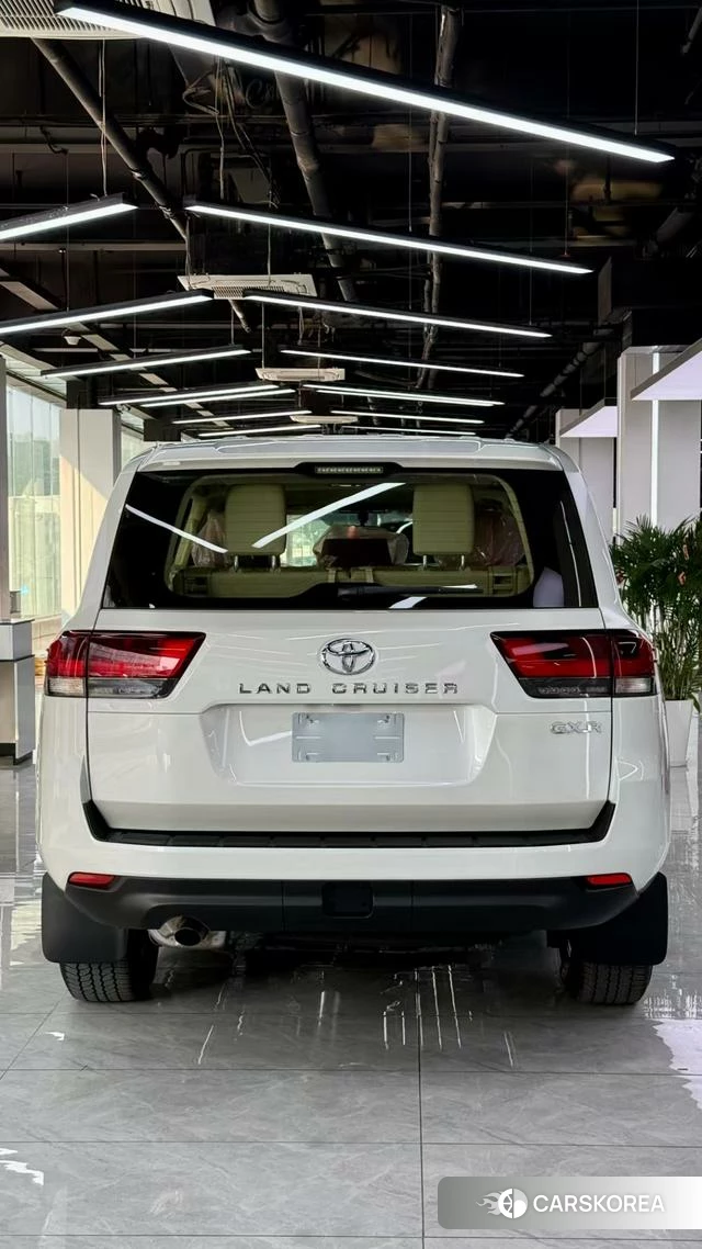 Toyota Land Cruiser (imported) 2025 Белый из Китая, фото 6