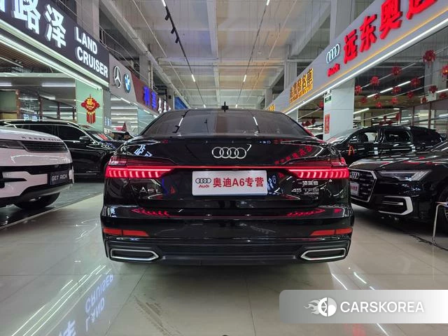 Audi A6L 2022 Черный из Китая, фото 6