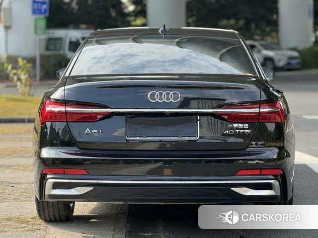 Audi A6L id 4314033 из Китая 16
