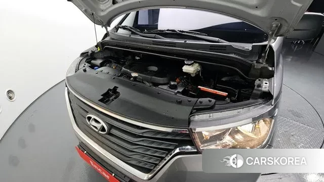 Hyundai The New Grand Starex id 3598937 из Кореи 16