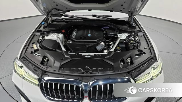 BMW 5 Series (G30) id 4179651 из Кореи 16