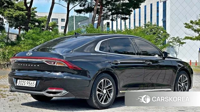 Hyundai The New Grandeur IG id 3004375 из Кореи 16