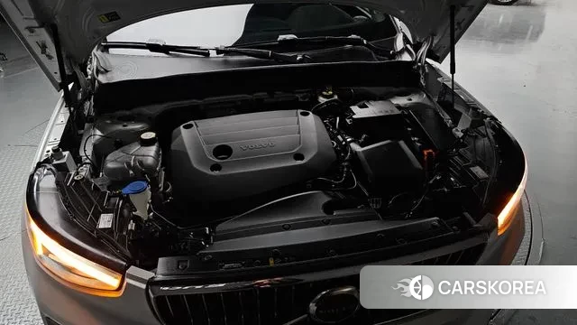 Volvo XC40 id 3426841 из Кореи 16