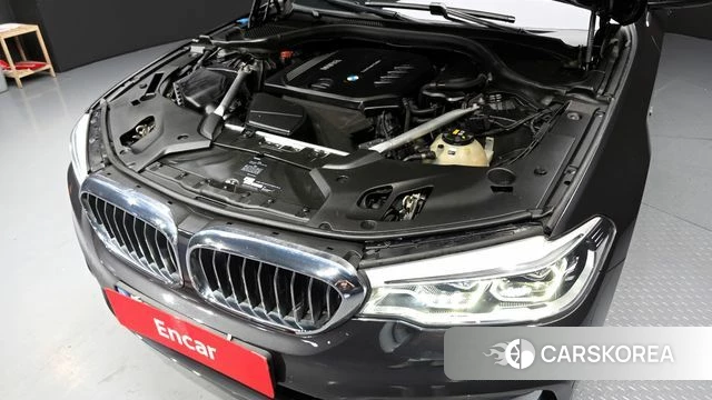 BMW 5 Series (G30) id 4385127 из Кореи 28