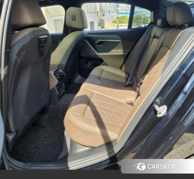 BMW 5 Series (G60) 2024 Черный из Кореи, фото 6