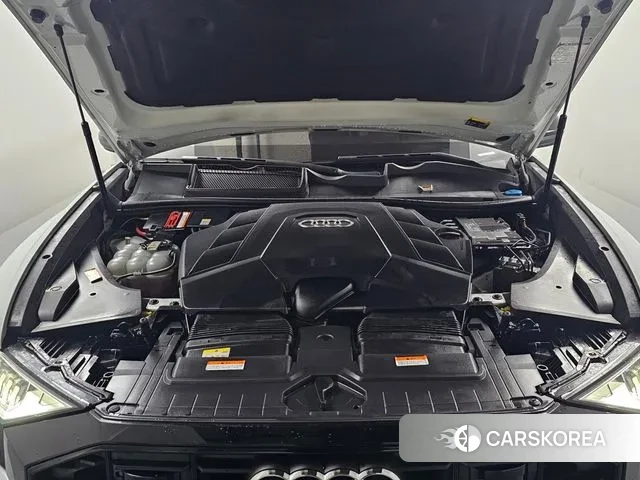 Audi Q8 (4M) id 3577749 из Кореи 16