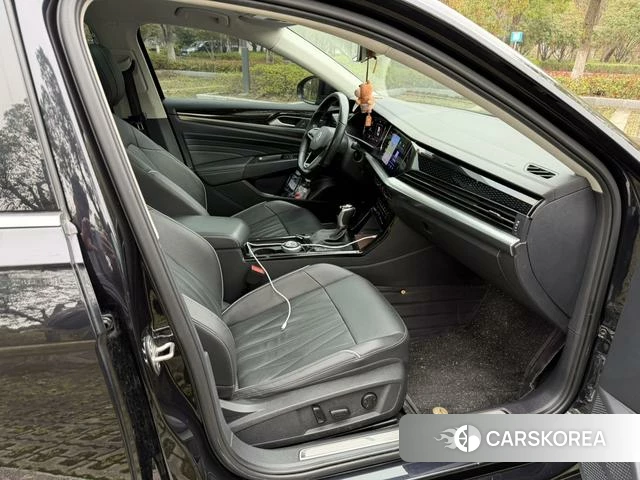 Volkswagen Passat id 4264577 из Китая 11