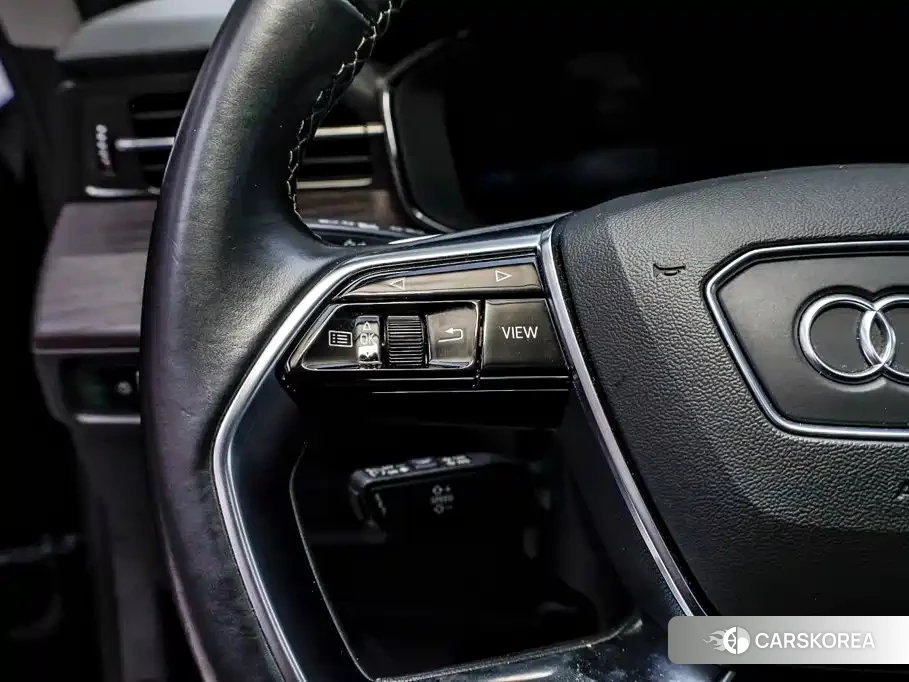 Audi Q6 id 4629694 из Китая 31