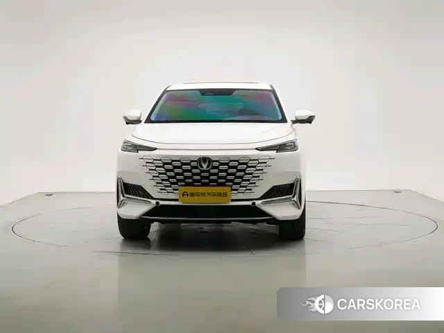 Chang'an Changan UNI-K 2023 Белый из Китая, фото 6
