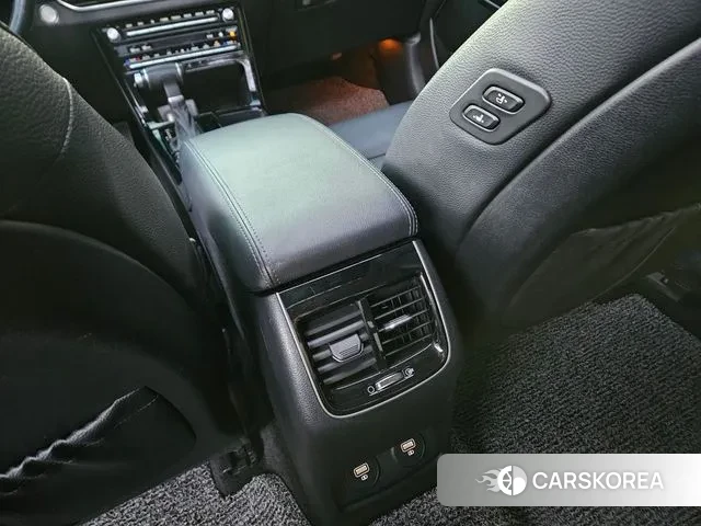 Kia K7 Premier id 3562515 из Кореи 10