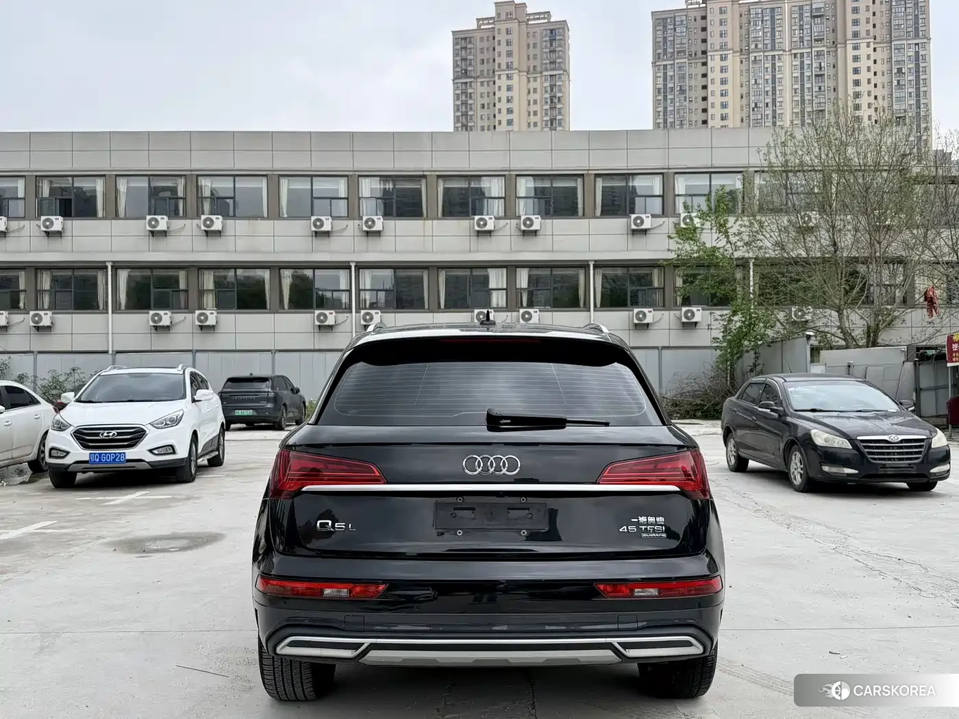 Audi Q5L id 4546339 из Китая 13
