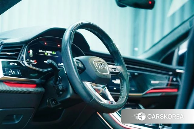 Audi RS Q8 id 4353159 из Китая 11