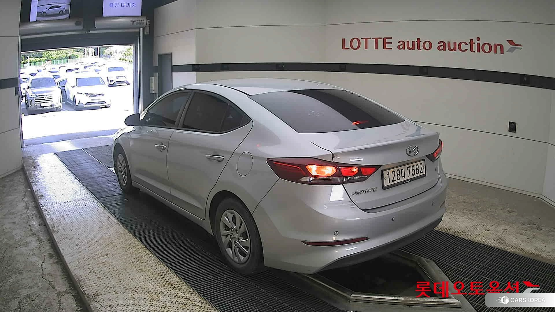 Hyundai Avante id 4504398 из Кореи 33